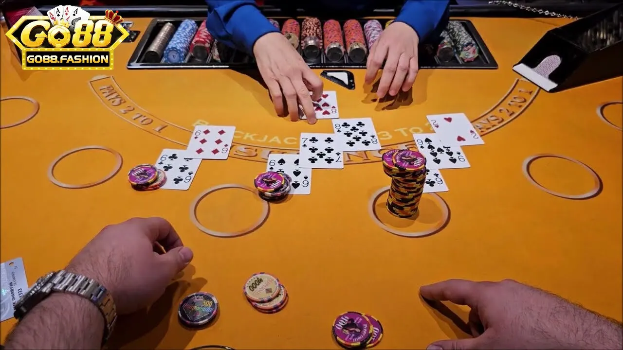 Kinh Nghiệm Đánh Phỏm Trên Go88 Từ Người Chơi Lâu Năm Mẹo chơi phỏm tại Go88